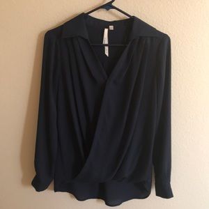 Navy long sleeved top